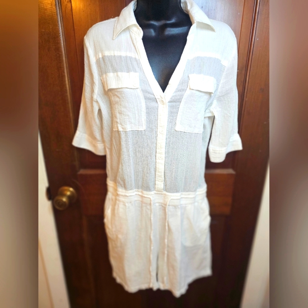 New York and Company, White romper sz M